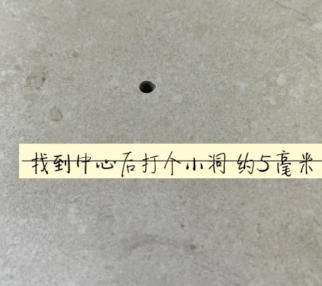 彰武瓷砖空鼓维修公司专业解答在瓷砖铺贴过程中，如果砂料搅拌不均匀，将会带来以下问题